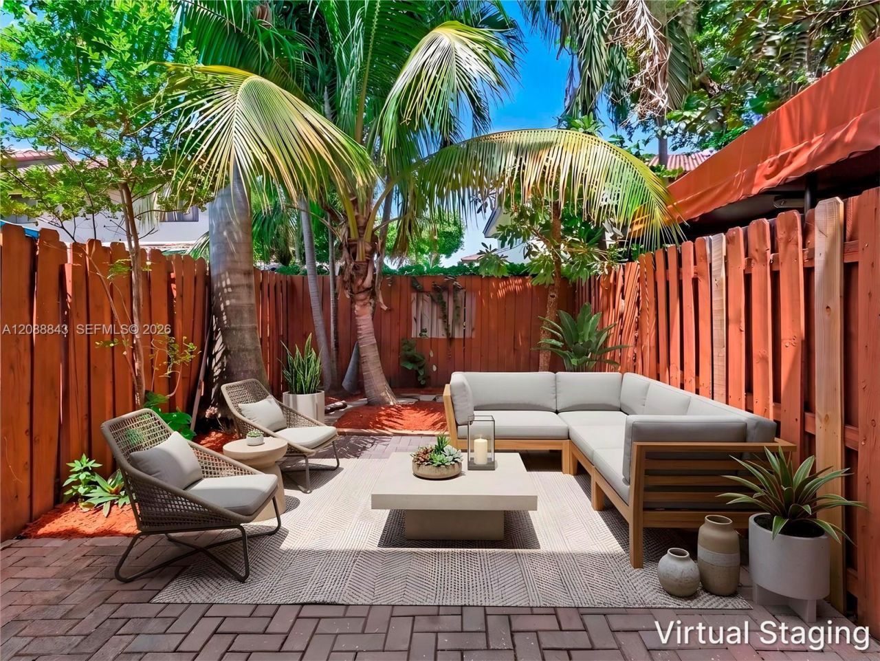 560 NW 82nd Pl, Unit 306, Miami, FL 33126 Photo