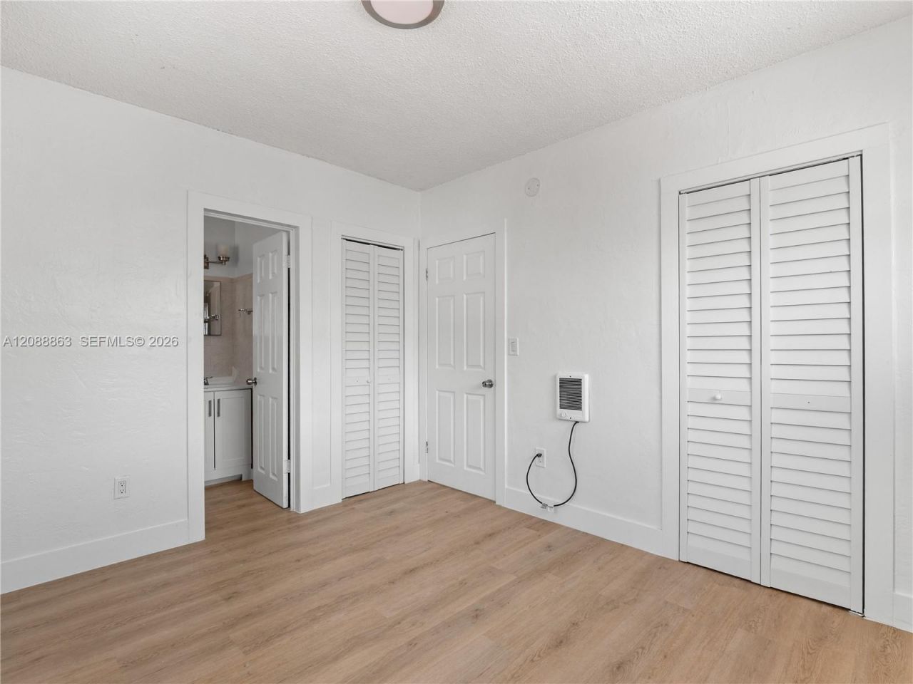 500 SW 3rd St, Miami, FL 33130 Photo