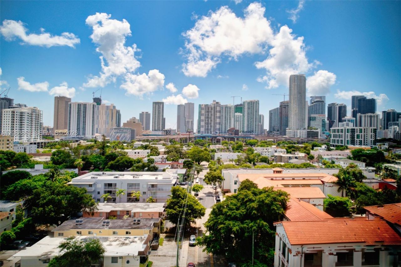 500 SW 3rd St, Miami, FL 33130 Photo