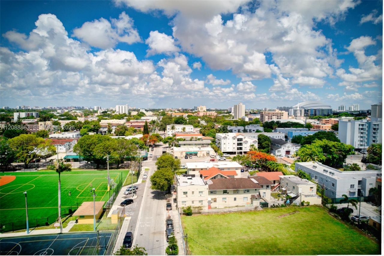 500 SW 3rd St, Miami, FL 33130 Photo