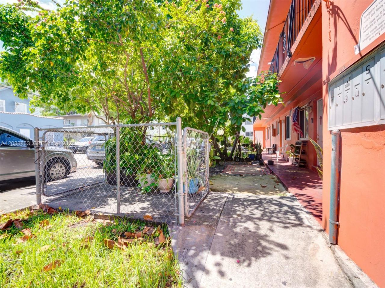 500 SW 3rd St, Miami, FL 33130 Photo