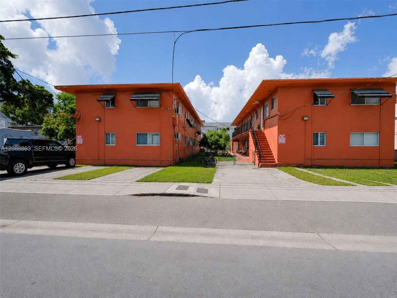 500 SW 3rd St, Miami, FL 33130 Photo