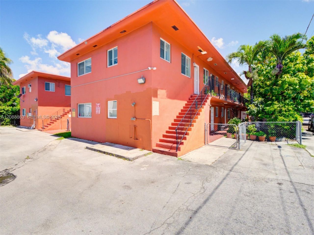 500 SW 3rd St, Miami, FL 33130 Photo