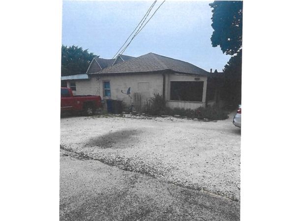 24 N Airlite Street , Elgin, IL 60123