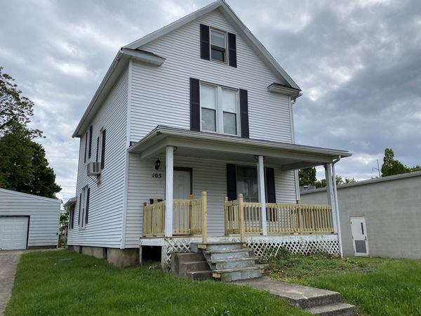 103 E Church Street , Champaign, IL 61820