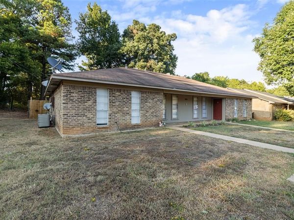 309 Blake Drive, Unit A, Longview, TX 75604