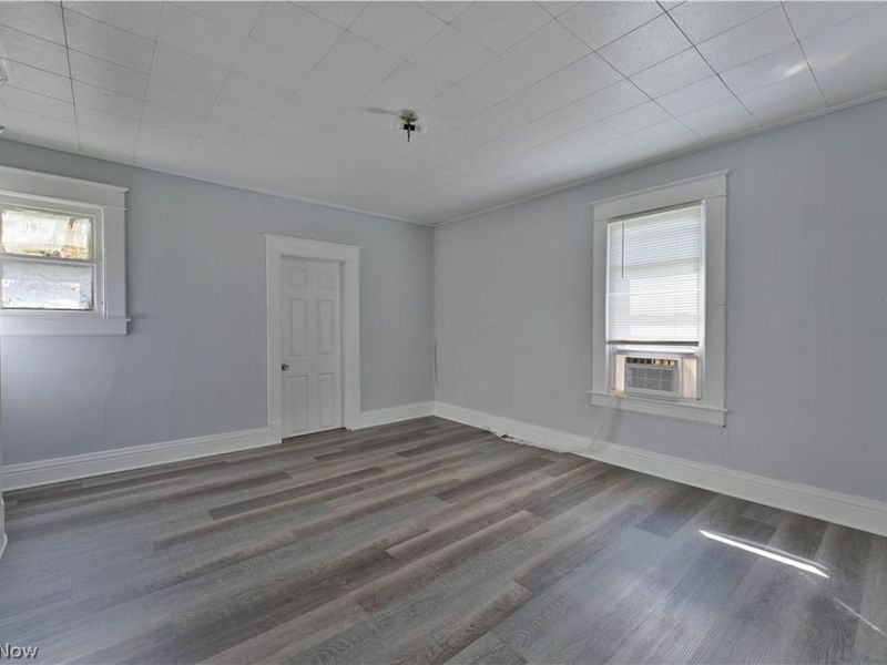 319 S Jackson Street, Youngstown, OH 44506 Photo 16
