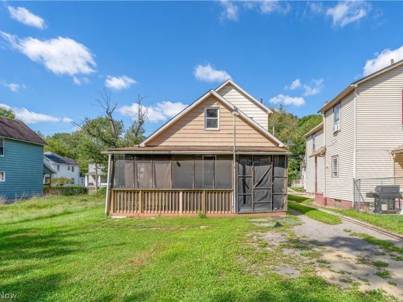 319 S Jackson Street, Youngstown, OH 44506 Photo 6