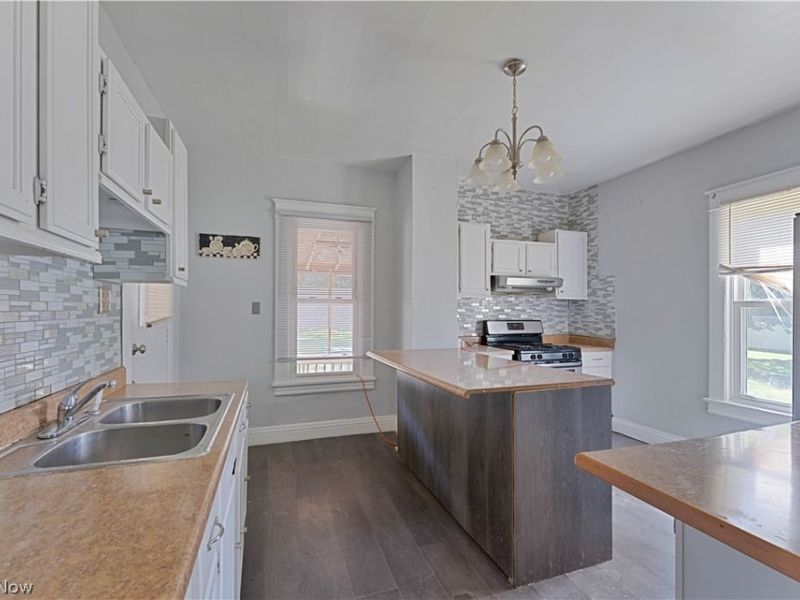 319 S Jackson Street, Youngstown, OH 44506 Photo 9