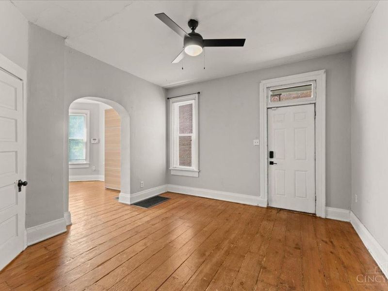 620 Riddle Road, Cincinnati, OH 45220 Photo 13
