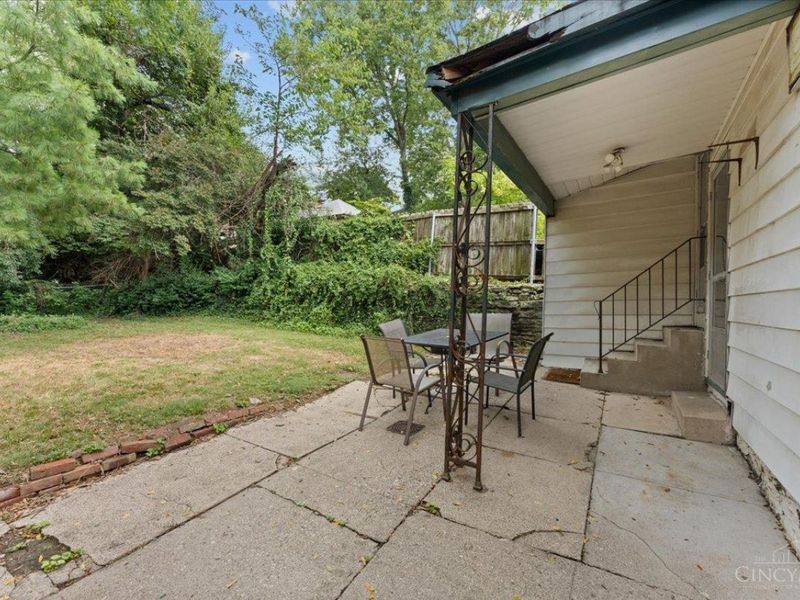 620 Riddle Road, Cincinnati, OH 45220 Photo 36