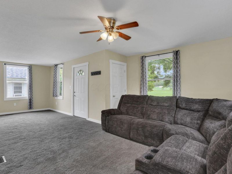 643 E Walnut Street , Lancaster, OH 43130 Photo 16