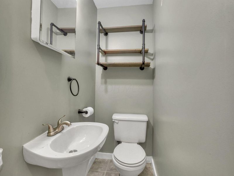 643 E Walnut Street , Lancaster, OH 43130 Photo 26