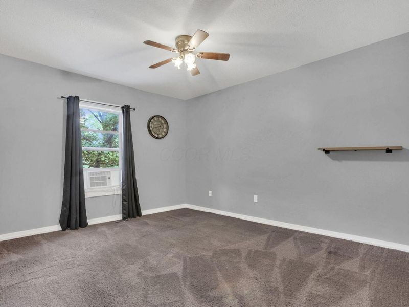 643 E Walnut Street , Lancaster, OH 43130 Photo 33