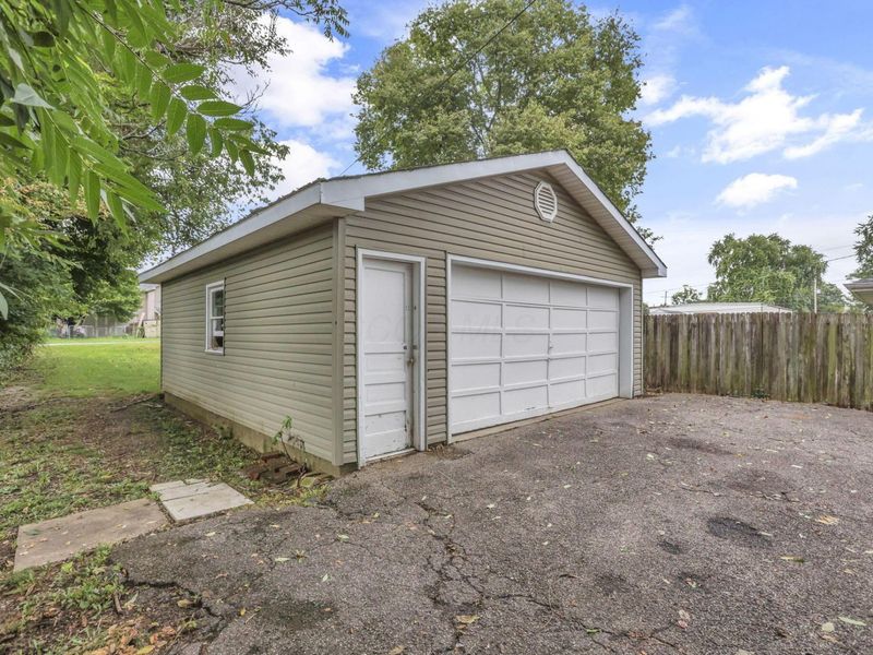 643 E Walnut Street , Lancaster, OH 43130 Photo 52