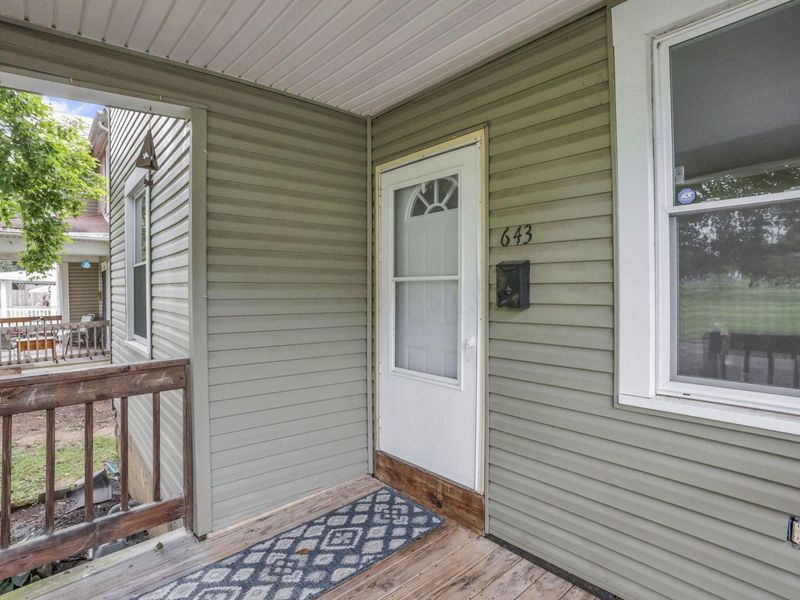 643 E Walnut Street , Lancaster, OH 43130 Photo 8
