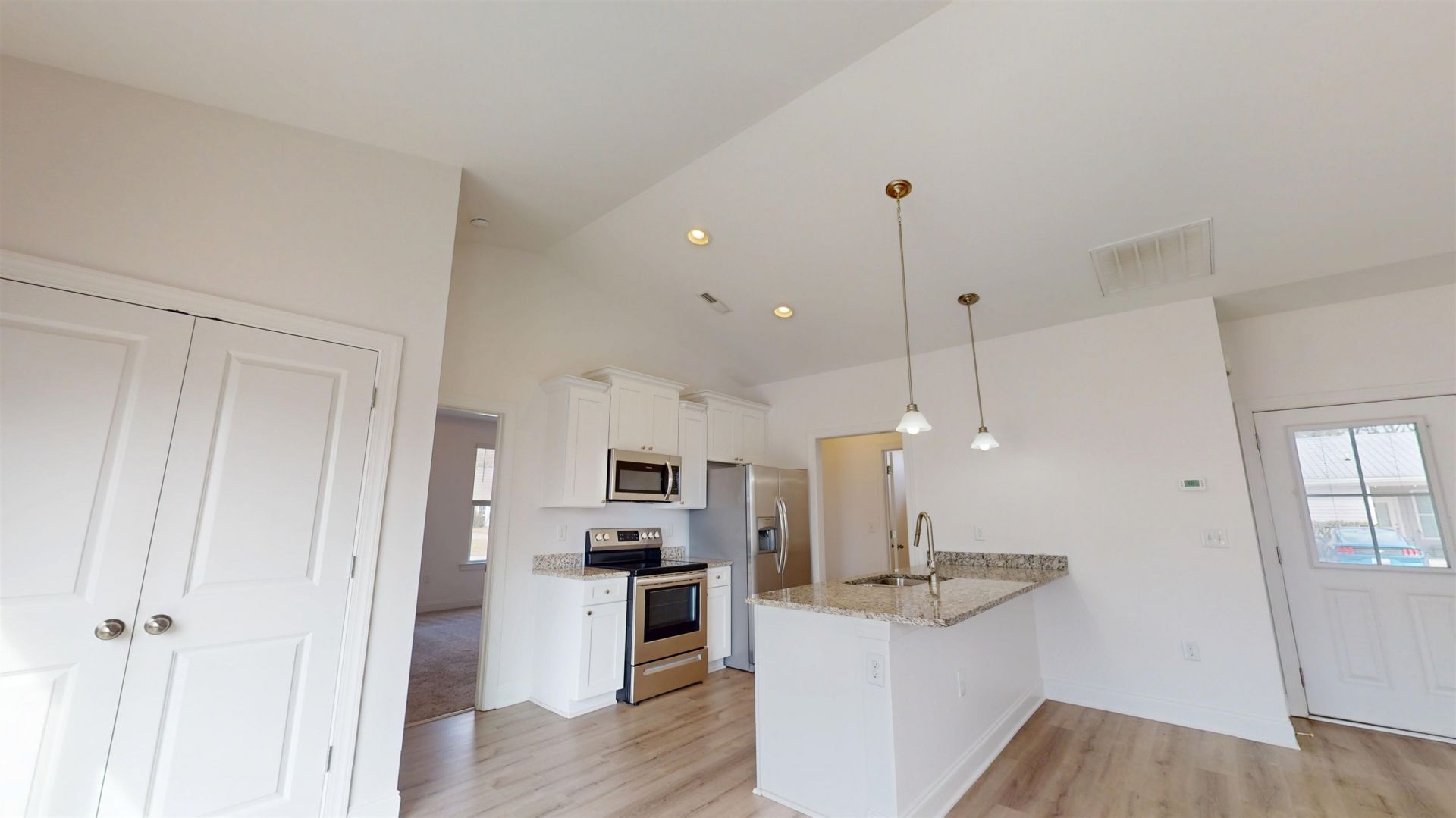 24 Wimbledon Ct. Photo 13