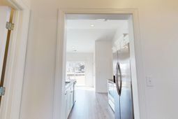 24 Wimbledon Ct. photo 4