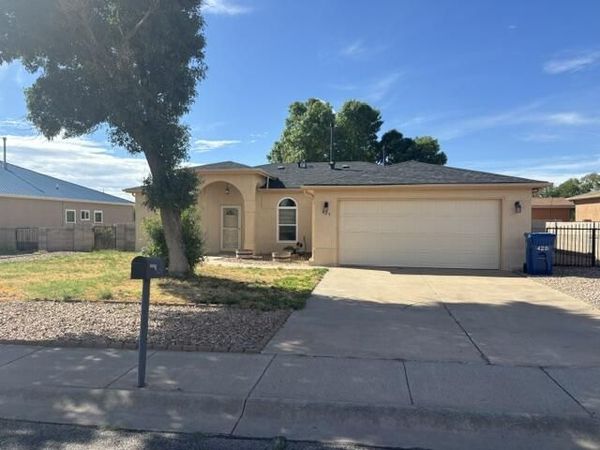 429 Tome Hill Avenue SE, Los Lunas, NM 87031
