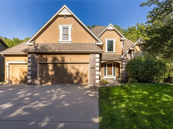 9031 N Manning Avenue, Kansas City, MO 64157