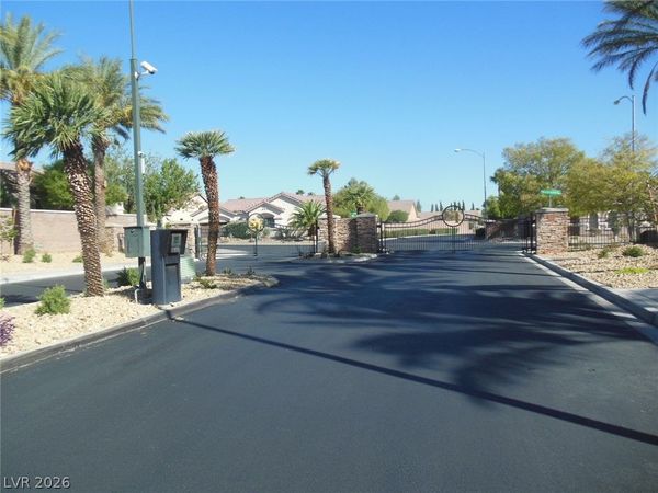 9865 Masterpiece Drive, Las Vegas, NV 89148