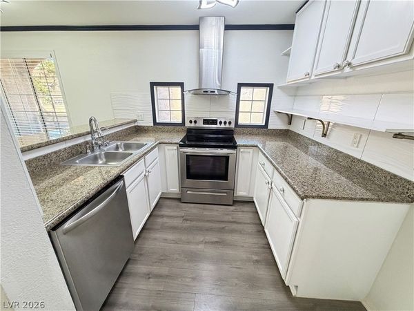 7701 Tackle Drive, Unit 105, Las Vegas, NV 89128