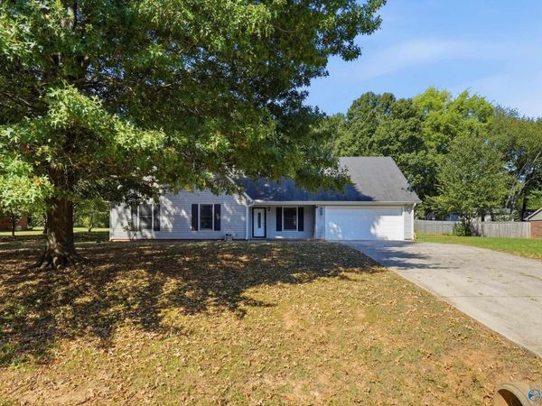 130 Frankie Lane, Madison, AL 35757