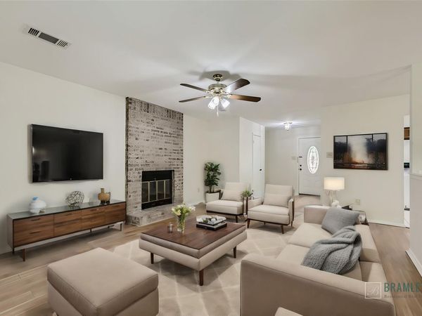 9111 Marsh DR, Austin, TX 78748