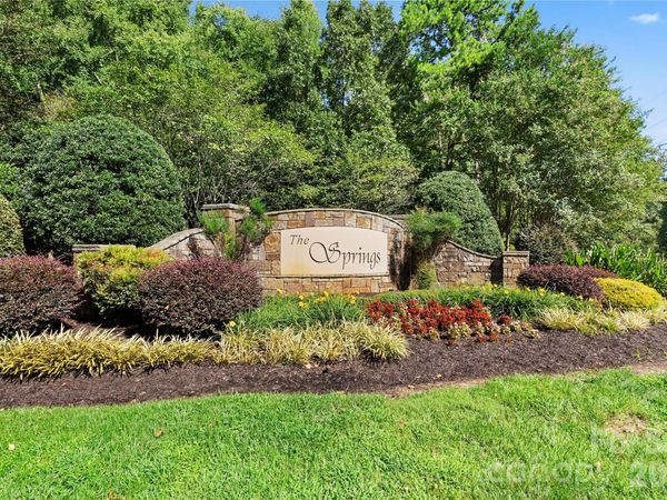 686 Palisade Trace , Denton, NC 27239