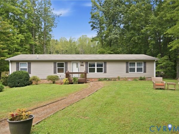 682 Piney Mountain Lane , Shipman, VA 22971
