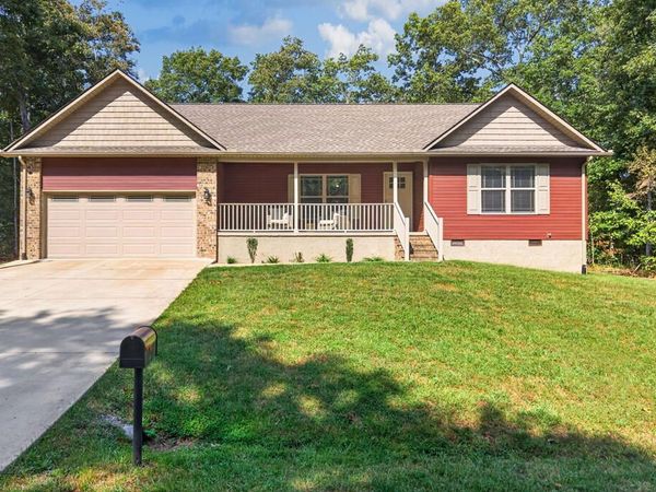 3015 Kiki Dr, Crossville, TN 38572