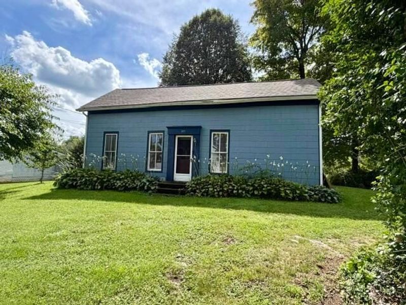 143 Granville Street, Alexandria, OH 43001 Photo 1