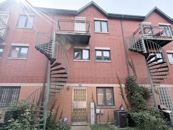 1951 S Wells Street, Unit 1, Chicago, IL 60616