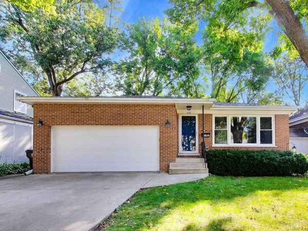 539 S Evergreen Avenue , Arlington Heights, IL 60005