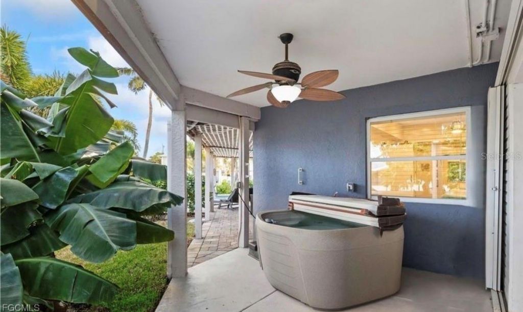 3544 Ruby Avenue, Saint James City, FL 33956 Photo