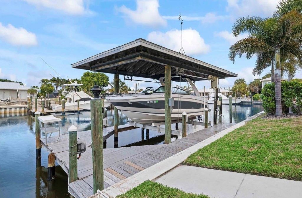 3544 Ruby Avenue, Saint James City, FL 33956 Photo
