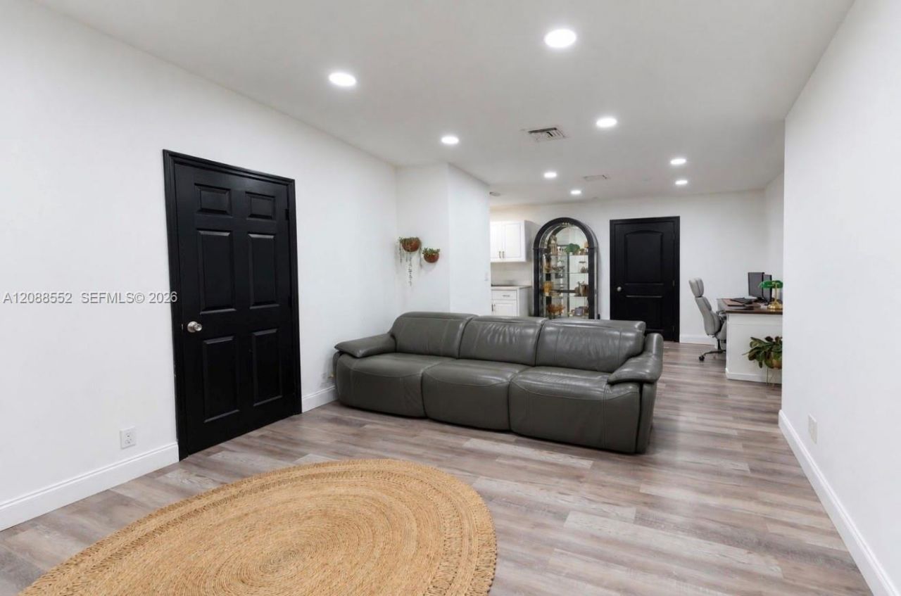 7551 Polk St, Hollywood, FL 33024 Photo