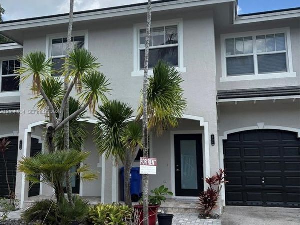 704 SW 4th Ave, Unit 704, Fort Lauderdale, FL 33315
