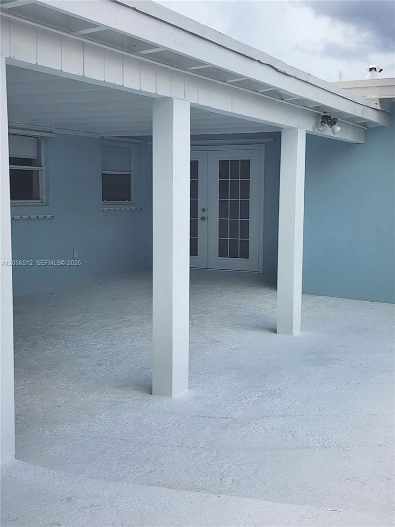 9301 SW 54th St, Miami, FL 33165 Photo