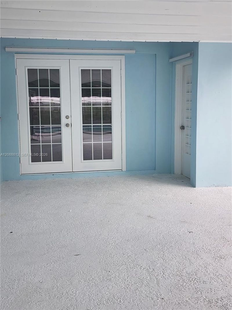 9301 SW 54th St, Miami, FL 33165 Photo