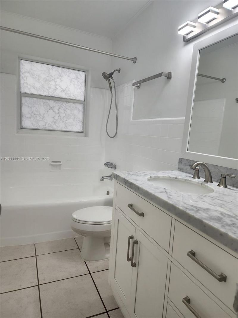 9301 SW 54th St, Miami, FL 33165 Photo