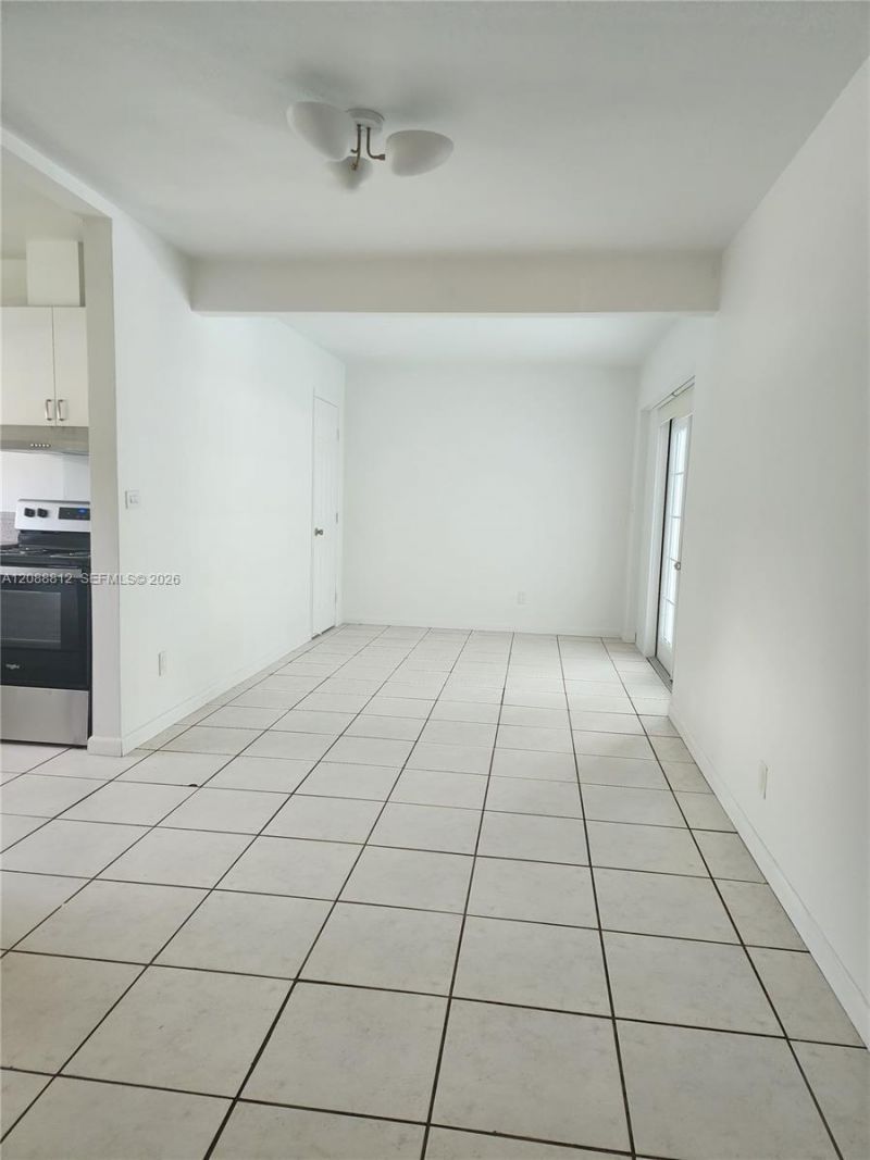 9301 SW 54th St, Miami, FL 33165 Photo