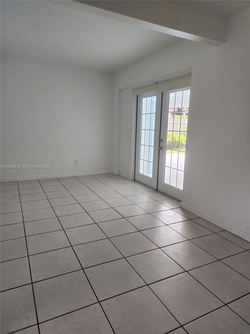 9301 SW 54th St, Miami, FL 33165 Photo