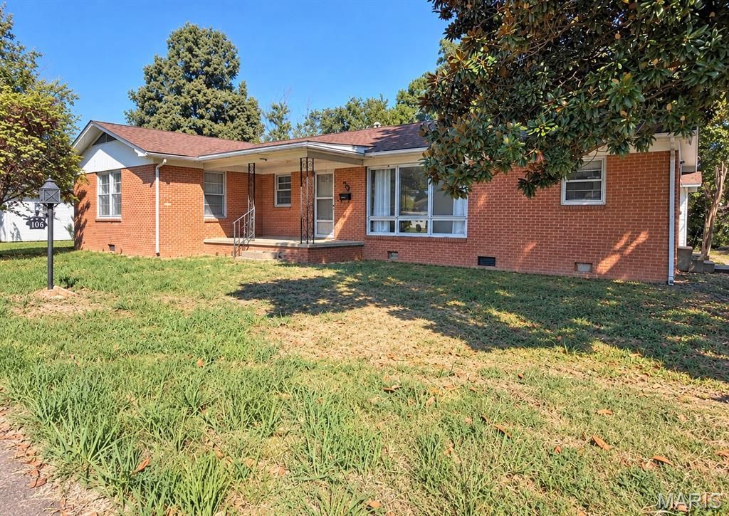 106 W Grant Street, Dexter, MO 63841 Main Photo