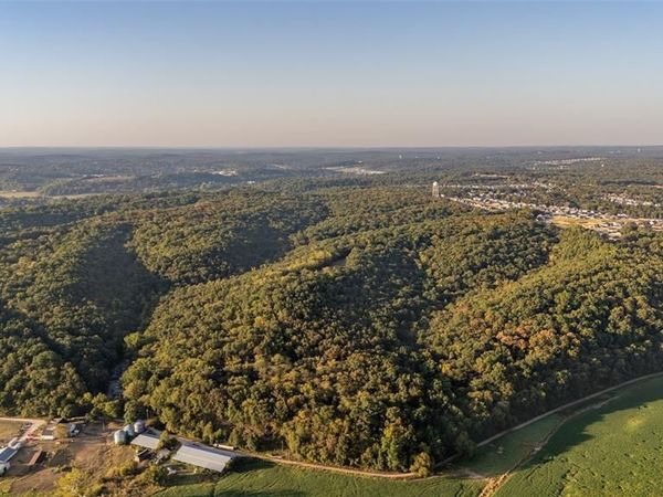 21805 Revere Lane, Waynesville, MO 65583