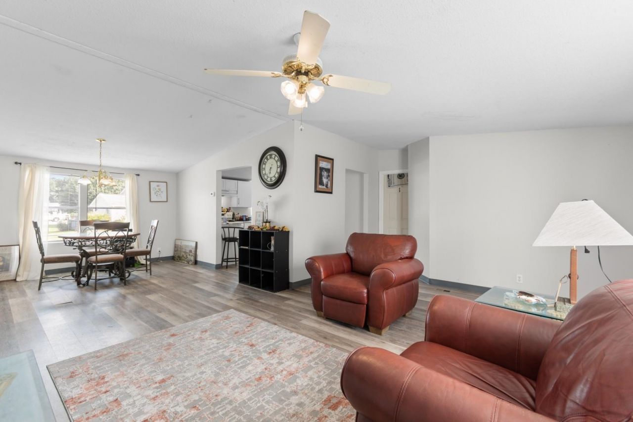 8625 Bragg Dr. Photo 11