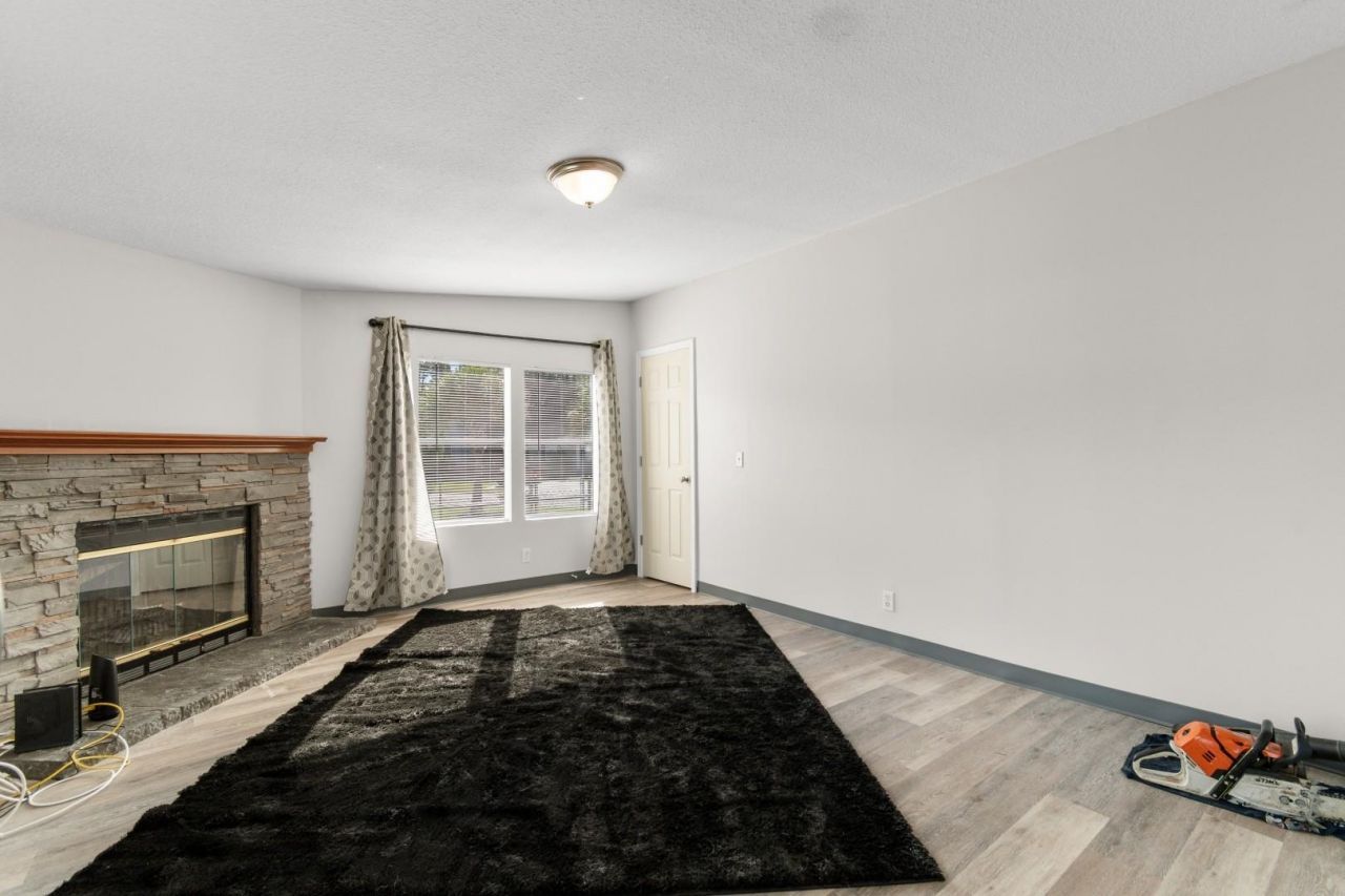 8625 Bragg Dr. Photo 13