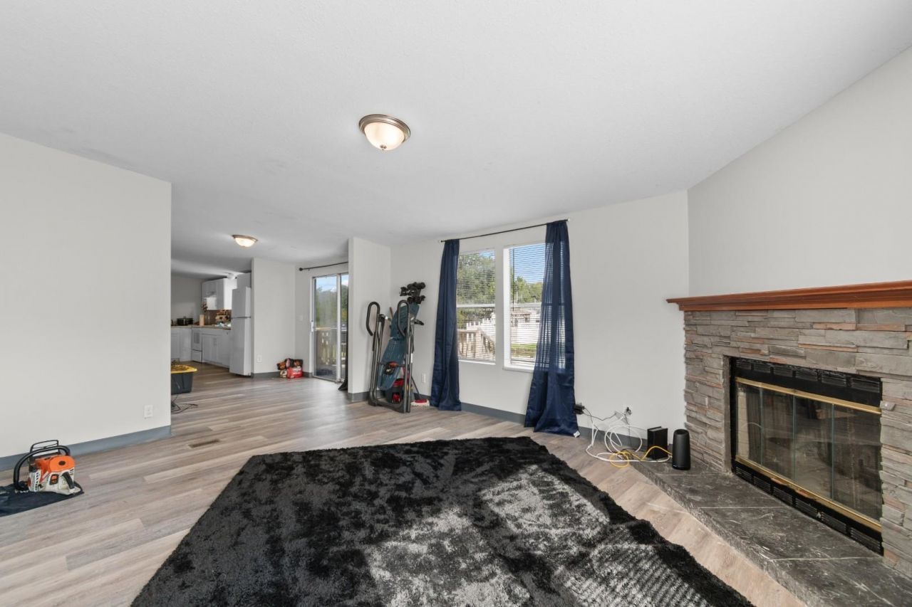 8625 Bragg Dr. Photo 14