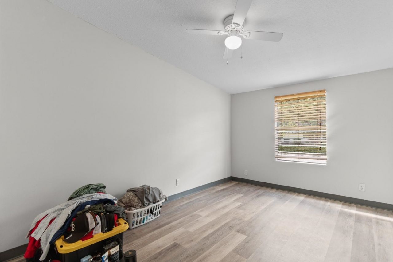 8625 Bragg Dr. Photo 27