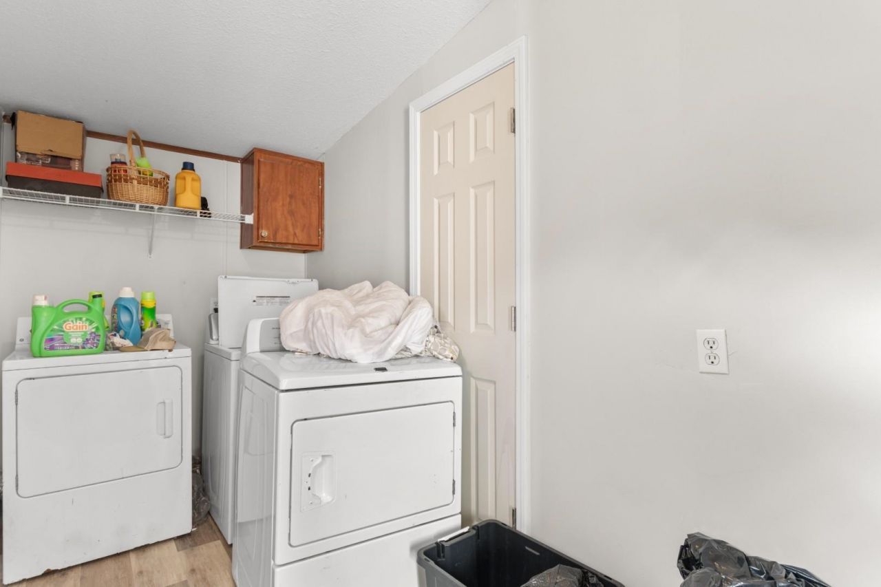 8625 Bragg Dr. Photo 29